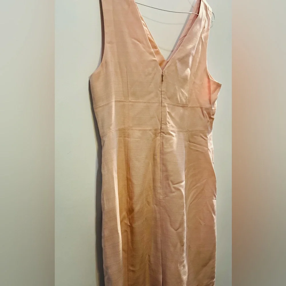J. Crew Seamed Sheath Dress Pale Pink Pencil Fit | V-Neck | Sz. 16 | NEW $248 - Picture 5 of 7